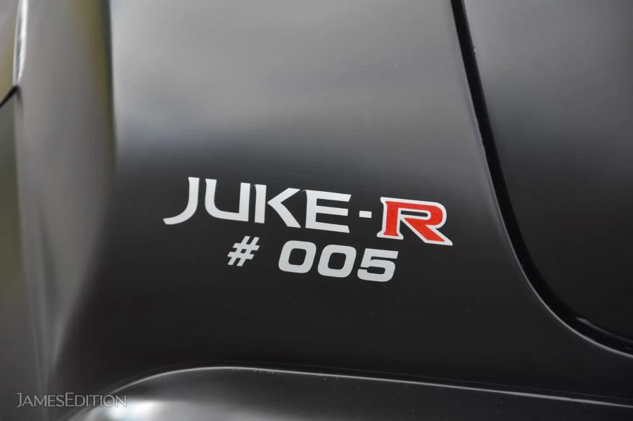 Логотип Nissan Juke-R700 R35 (005) 2019 года  (фото 27 из 35)